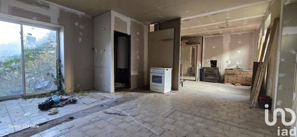 Maison de village 3 pièces de 83 m² à Charenton-du-Cher (18210)