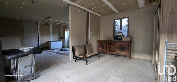 Maison de village 3 pièces de 83 m² à Charenton-du-Cher (18210)