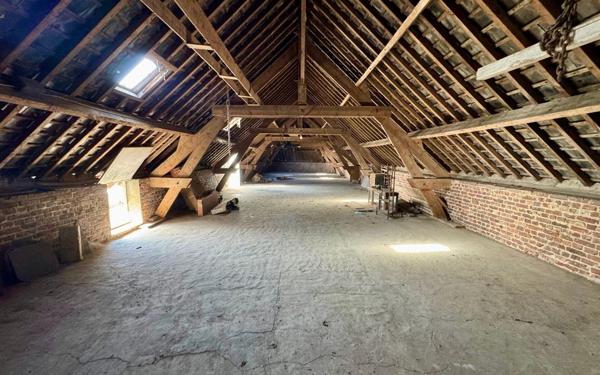 Maison à vendre    5 pièces •  Omissy