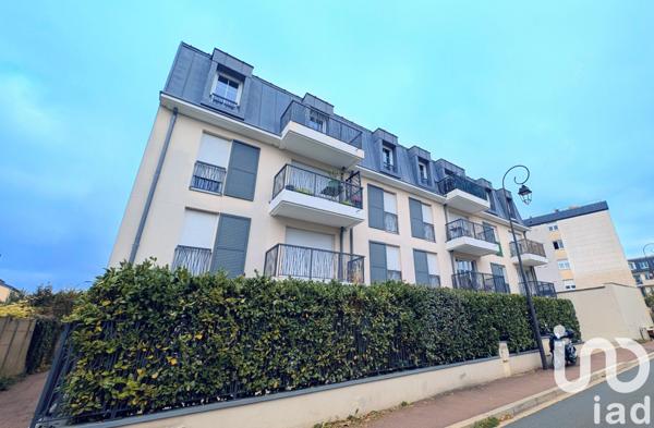 Location appartement 3 pièces 63 m² Antony