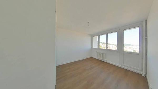 Appartement 3 pièces                                        - 42100 Saint-Étienne Réf : 12376