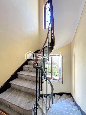 Golfe-Juan : Immeuble Bourgeois 6 lots d'habitation.