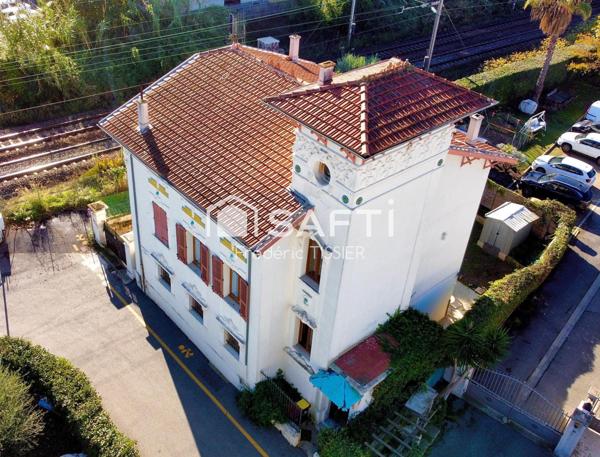 Golfe-Juan : Immeuble Bourgeois 6 lots d'habitation.