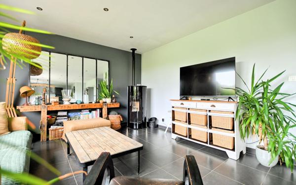 Maison à vendre    4 pièces • 111 m2 Saint-Quentin-la-Motte-Croix-au-Bailly