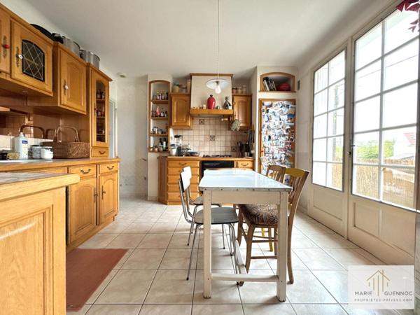 Maison de 90m2 (4 pièces) avec double garage, atelier et cave à Basse-Goulaine