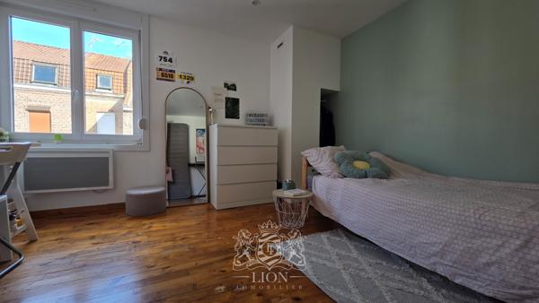 Maison 2 chambres , jardinet - local vélo privatif