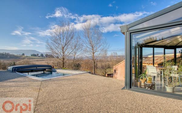 Maison à vendre    4 pièces •  Chomérac