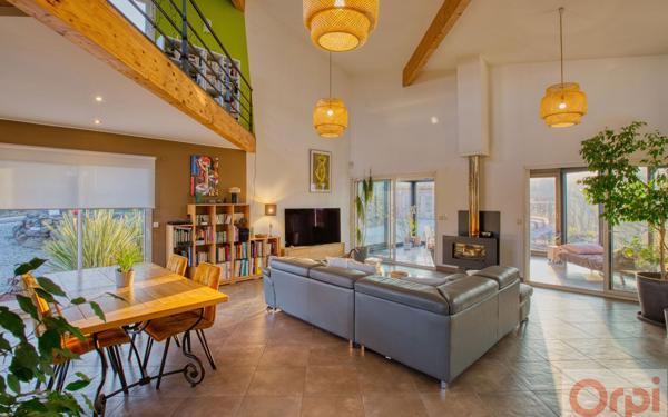 Maison à vendre    4 pièces •  Chomérac