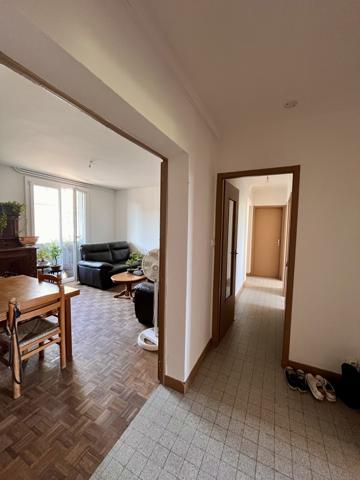 Quartier Pasteur: T3 en RDC (vendu loué meublé)