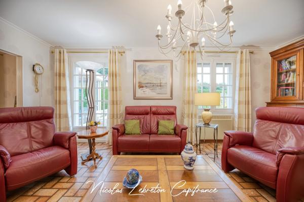 Exclusivité Capifrance - Pavillon de 163 m² – Au calme en impasse – DPE C – Proche Flers