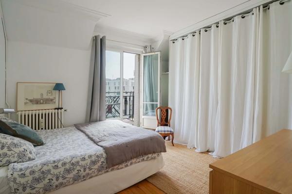 Appartement Paris 17 e - PORTE DE CLICHY / PARC MARTIN LUTHER KING