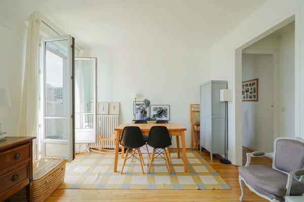 Appartement Paris 17 e - PORTE DE CLICHY / PARC MARTIN LUTHER KING