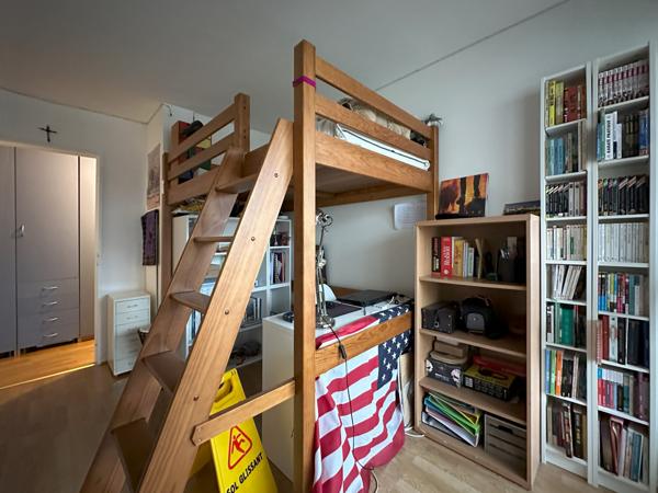 Nanterre (92000) Nanterre Préfecture : Appartement de 5 pièces sur 106,52 m² avec 2 larges balcons et un box fermé