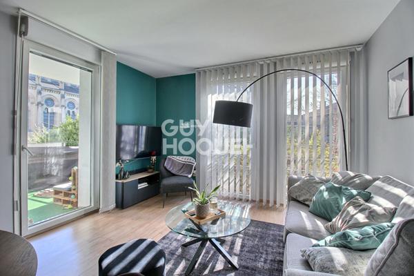 Appartement avec deux chambres une terrasse un parking à NANCY Blandan