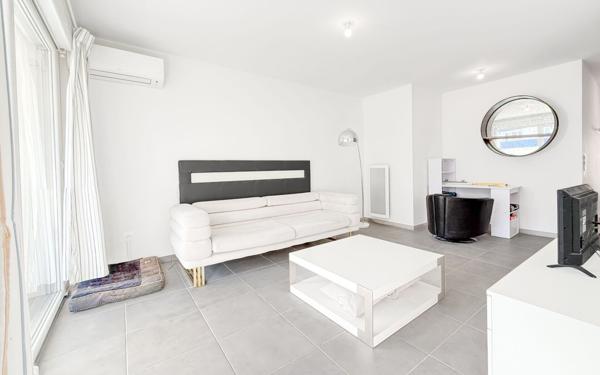 Appartement à louer    3 pièces •  Nice