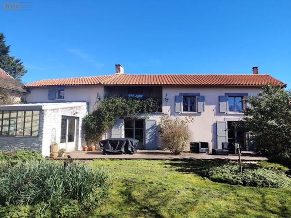 Maison à vendre à Mirebeau dans la Vienne (86110), ref : 018/1023