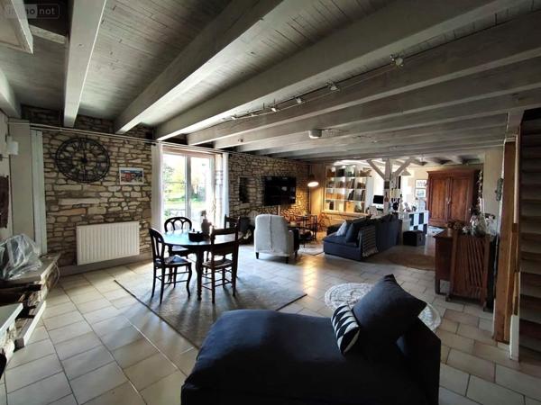 Maison à vendre à Mirebeau dans la Vienne (86110), ref : 018/1023