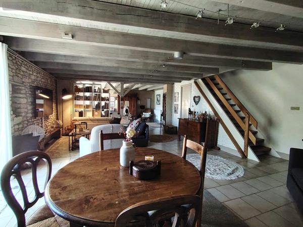 Maison à vendre à Mirebeau dans la Vienne (86110), ref : 018/1023