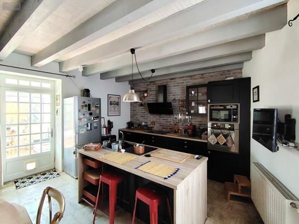 Maison à vendre à Mirebeau dans la Vienne (86110), ref : 018/1023