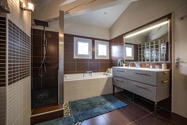 Très belle maison à vendre.