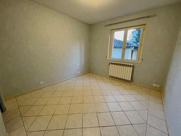 Maison T4 de 118m² avec garage et jardin à L'Isle-Jourdain