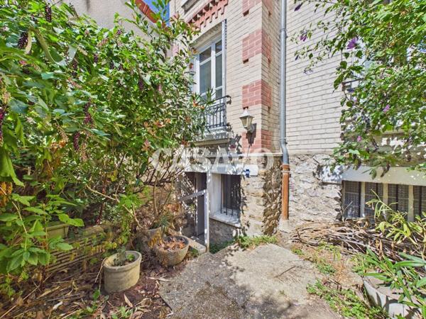 Vente Maison 5 pièces de 155m² - 94120 Fontenay-sous-Bois