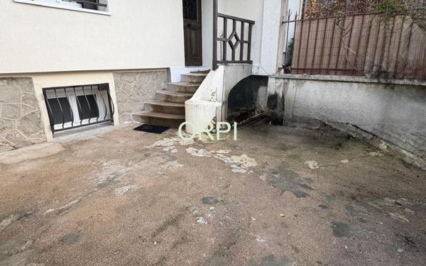 Maison à vendre    5 pièces • 95,84 m2 Vitry-sur-Seine