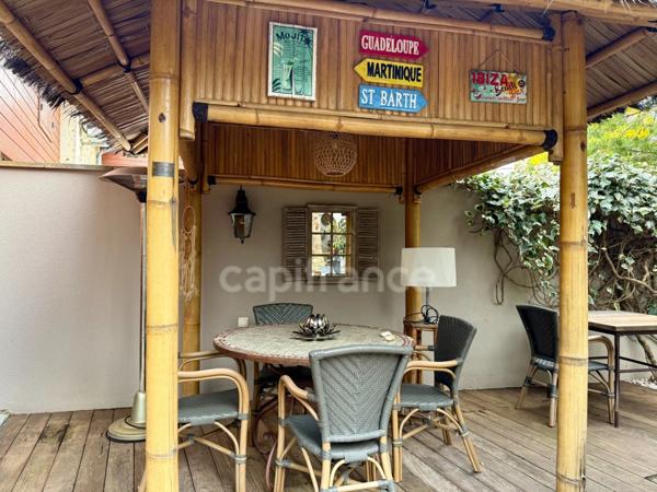 ANDUZE (30) Vente fonds commerce restaurant avec murs commerciaux et habitation.