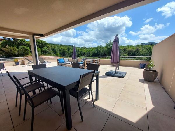 SUPERBE T2 NEUF AVEC TERRASSE EXCEPTIONNELLE À AGOSTA PLAGE