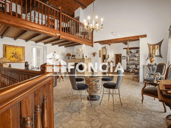 À vendre Maison 9 pièces 765 m² - Sauvian 34410