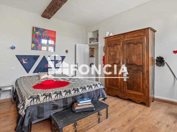 À vendre Maison 9 pièces 765 m² - Sauvian 34410