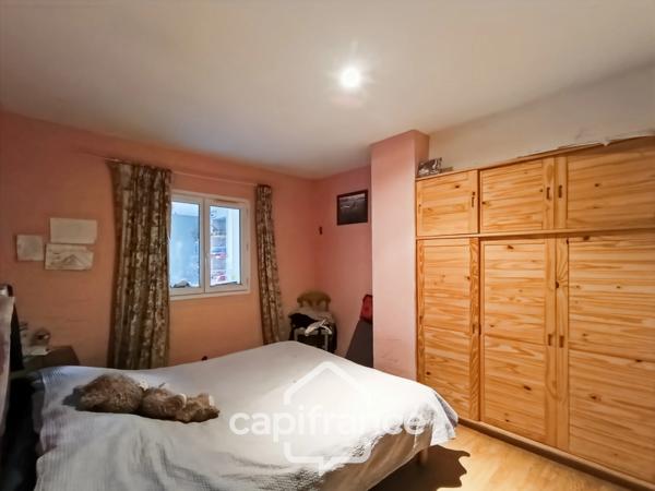 Maison 7 pièces avec piscine, véranda, hangar et grand terrain VILLENEUVE SUR LOT (47)