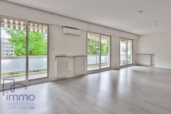 Lyon 3, Saxe Gambetta, T5 de 119 m², garage