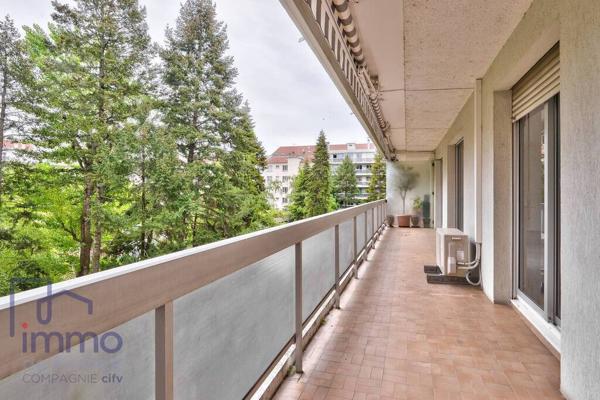 Lyon 3, Saxe Gambetta, T5 de 119 m², garage