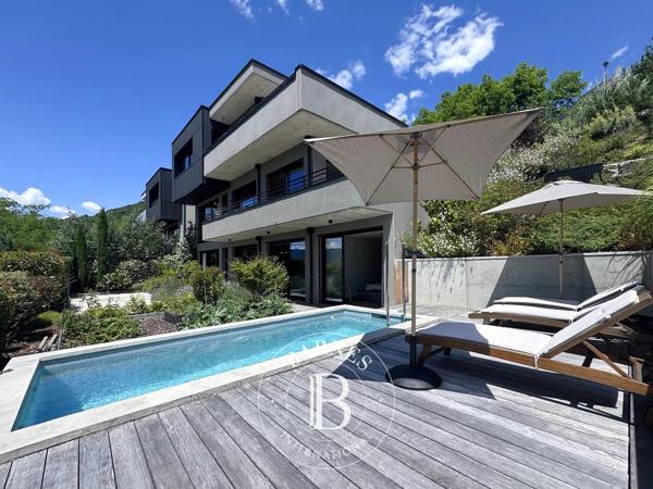 Saint-Alban-Leysse, Maison 3 Chambres -  239 m² à vendre