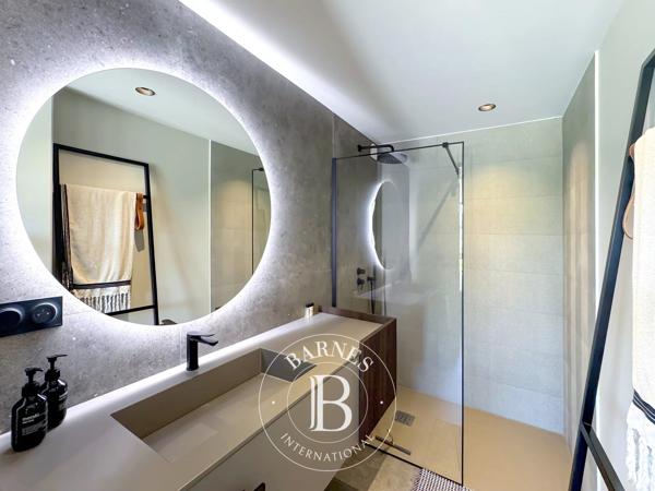 Saint-Alban-Leysse, Maison 3 Chambres -  239 m² à vendre