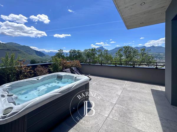 Saint-Alban-Leysse, Maison 3 Chambres -  239 m² à vendre