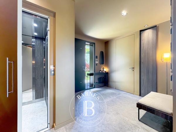 Saint-Alban-Leysse, Maison 3 Chambres -  239 m² à vendre