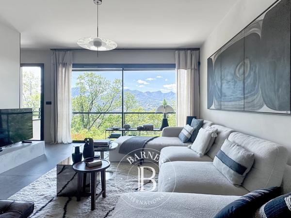 Saint-Alban-Leysse, Maison 3 Chambres -  239 m² à vendre