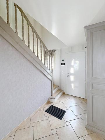 très jolie maison traditionnelle idéalement située