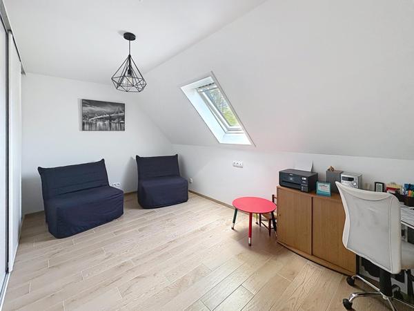 très jolie maison traditionnelle idéalement située