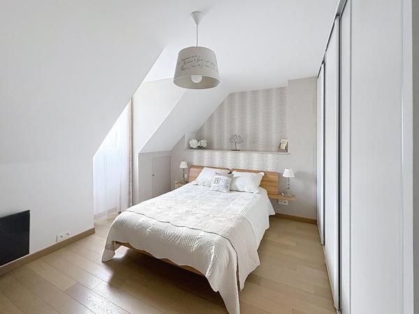 très jolie maison traditionnelle idéalement située