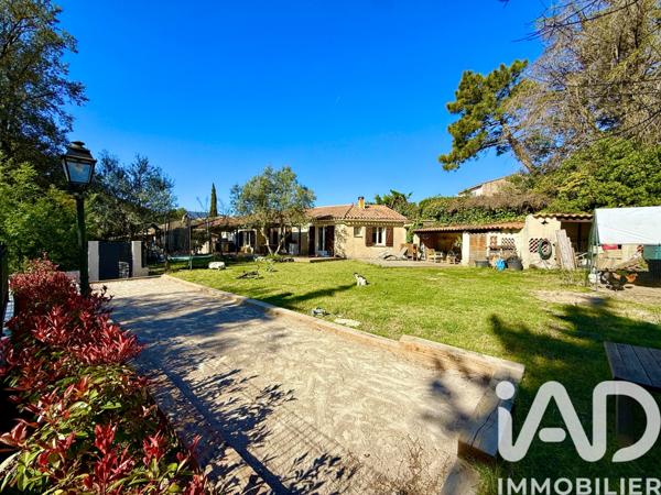 Maison à vendre 7 pièces 131 m² Cogolin