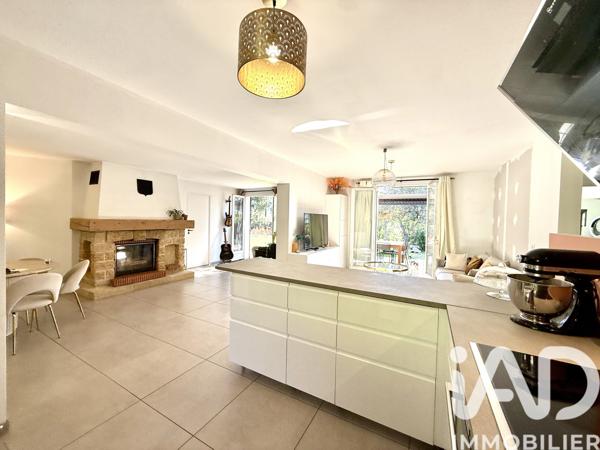 Maison à vendre 7 pièces 131 m² Cogolin