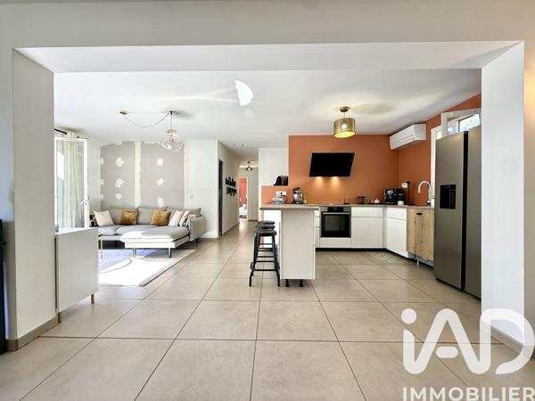 Maison à vendre 7 pièces 131 m² Cogolin