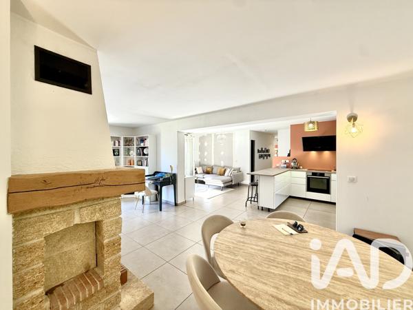 Maison à vendre 7 pièces 131 m² Cogolin