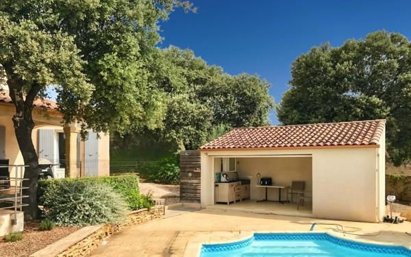 Maison à vendre    5 pièces •  Castillon-du-Gard