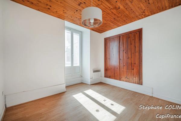 Appartement à vendre 3 pièces + parking TULLINS (38)