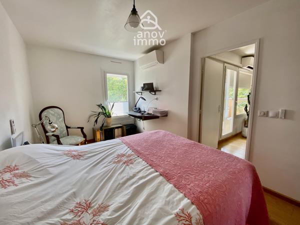Appartement
                                                                                                                                                                                                                                                                                                                        5 pièce(s)                                                                                                                                                                                                          4 chambre(s)                                                                                                                                                                                                          130  m²