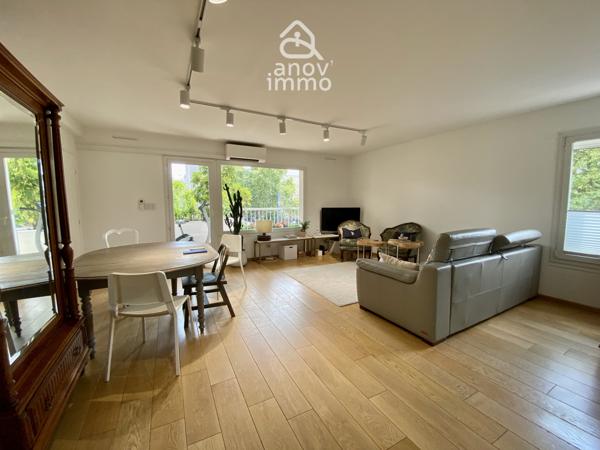 Appartement
                                                                                                                                                                                                                                                                                                                        5 pièce(s)                                                                                                                                                                                                          4 chambre(s)                                                                                                                                                                                                          130  m²